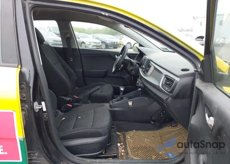 2018 Kia Rio Lx z USA, uszkodzony, nr VIN 3KPA25AB8JE059432